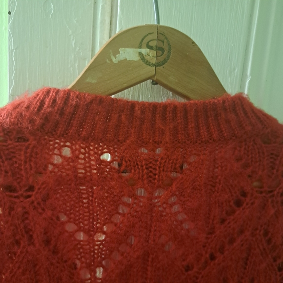 American Eagle V-Neck Knit Sweater - Picture 11 of 13